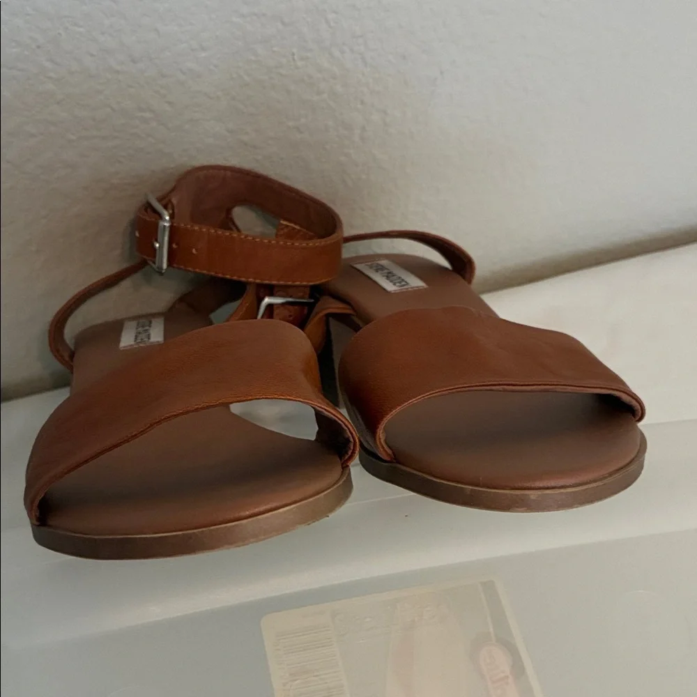 Steve Madden Leather Women's cognac Sandals size 8